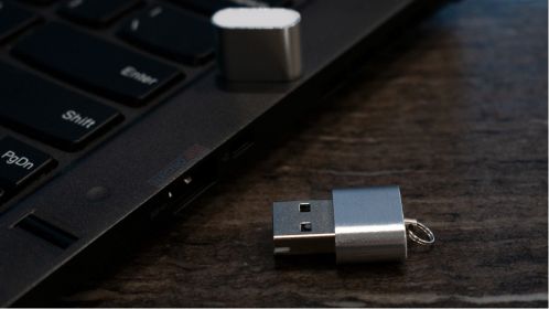 Silver MicroSD Reader with Keychain for On the Go Data Transfer works for Mac & Windows