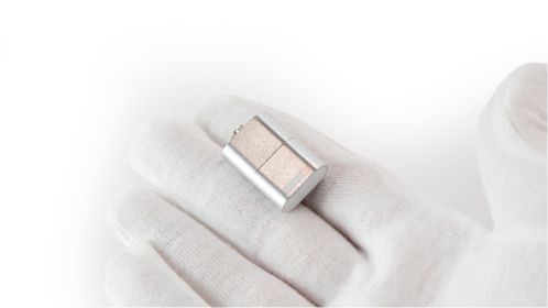 Premium Silver MicroSD Card Reader with Top Performance for Quick Data Transfer